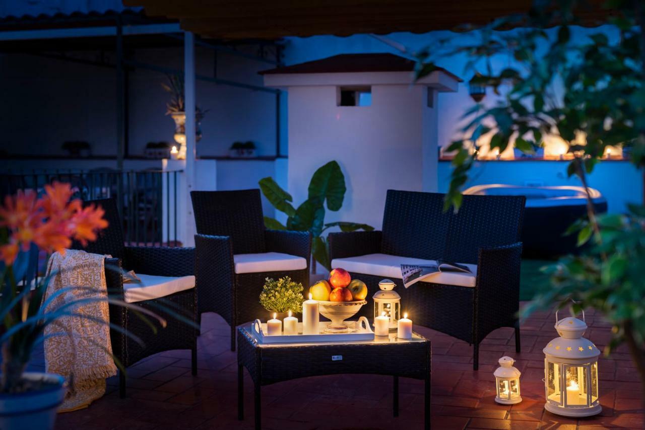 Hsh Suites Barrio Santa Cruz Sevilla Kültér fotó
